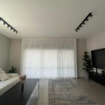 וילון לסלון - וילונות לבית בירושלים מתקין וילונות באזור ירושלים